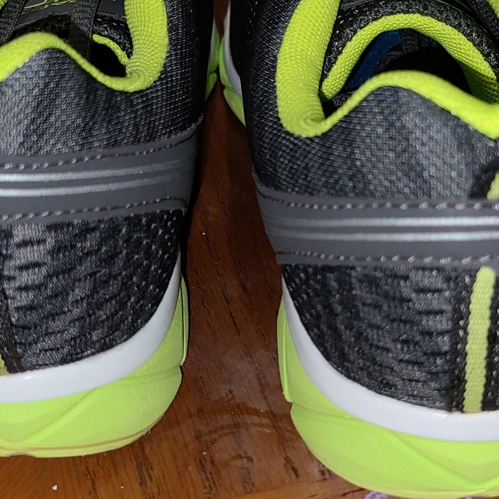 Womans gray sneakers